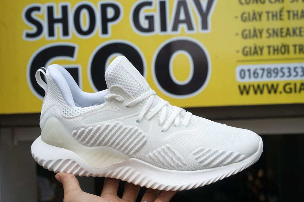 giày alphabounce