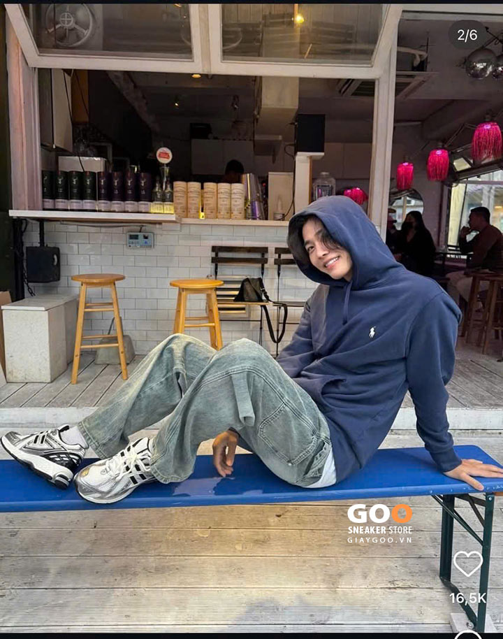 giày New Balance 1906r Silver Metallic Black outfit nam