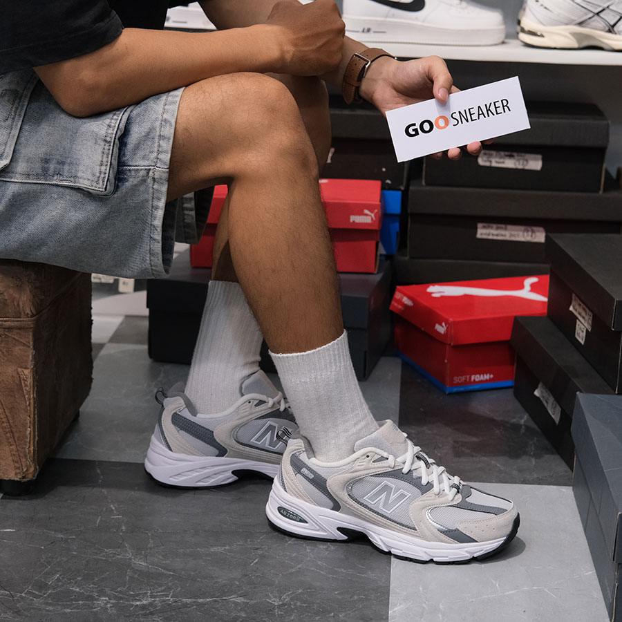 Giày New Balance 530 Classic Grey lên chân