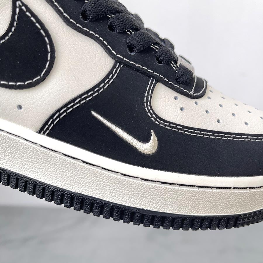 Giày AIR FORCE 1 SUPREME BLACK WHITE rep 11 like auth