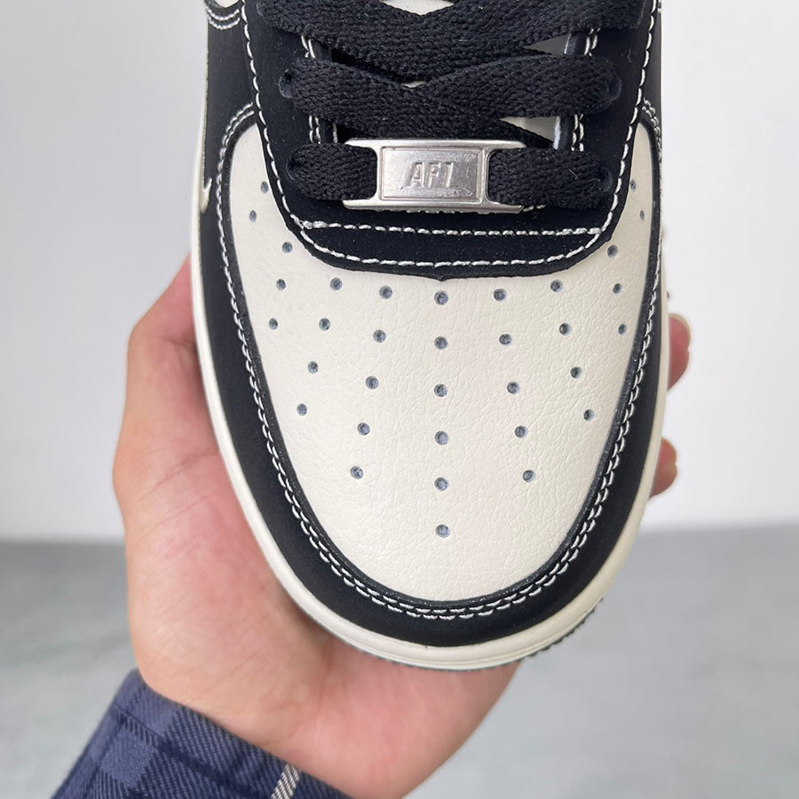 Giày AIR FORCE 1 SUPREME BLACK WHITE rep 11 like auth