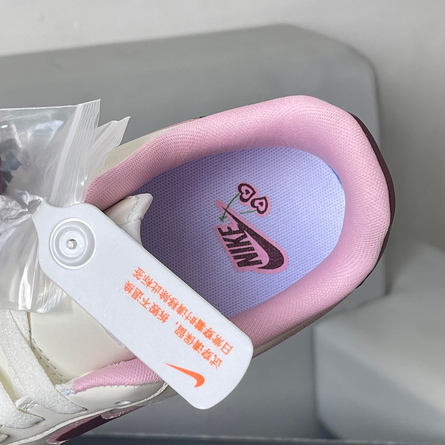 Giày Air Force 1 Valentine's Day 2023 rep 11 like auth