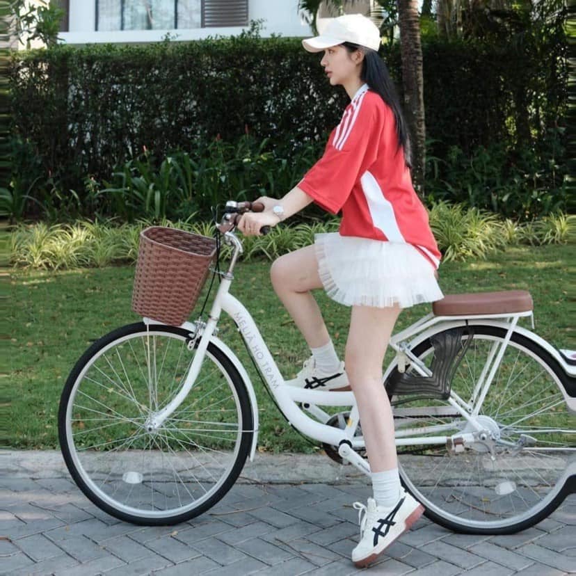 giày Asics Court MZ Cream Black Gum outfit nữ