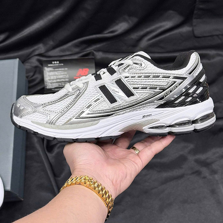 Giay New Balance 1906r Silver Metallic Black like auth best quality