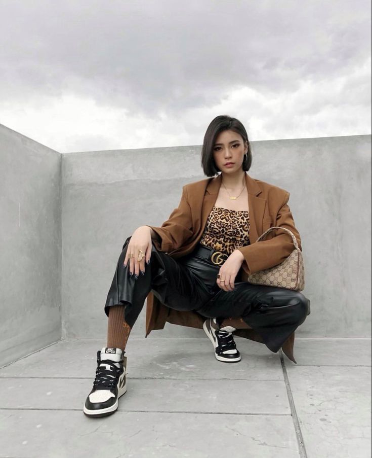 Jordan 1 High dark Mocha outfit nữ