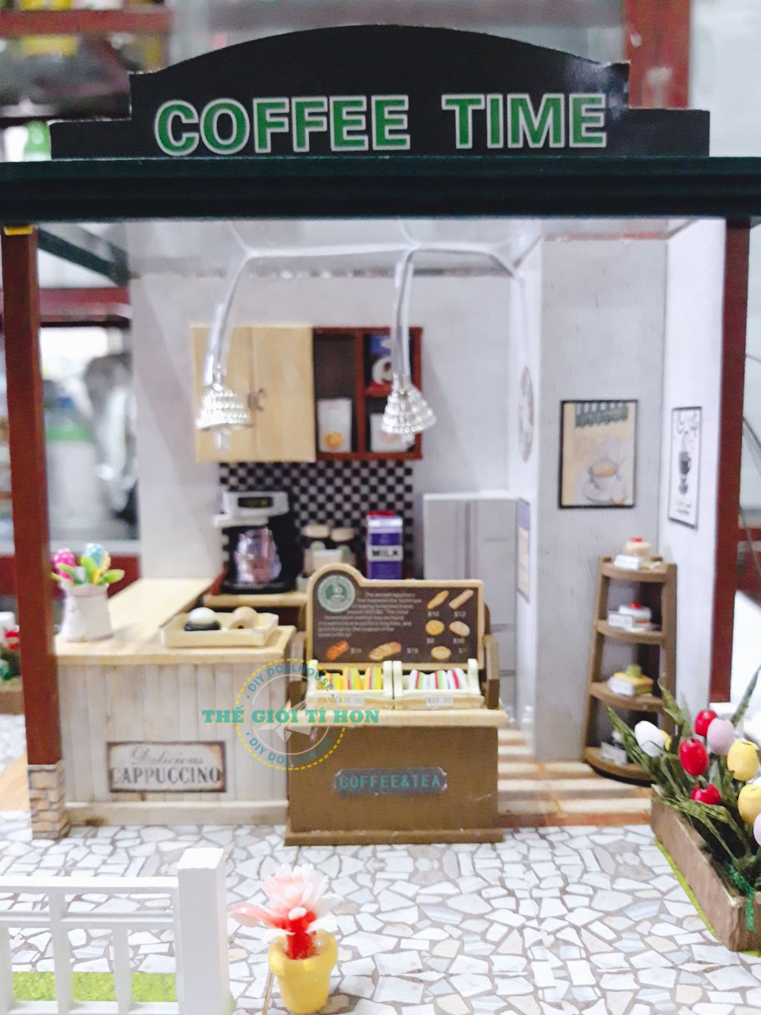 Mô Hình Quán Cafe Nhỏ Xinh Xắn DIY Của Lê Xuyên