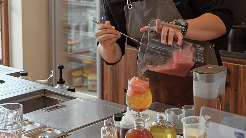 Khóa Học Pha Chế Cơ Bản Cho Người Mới Bắt Đầu và Nâng Cao