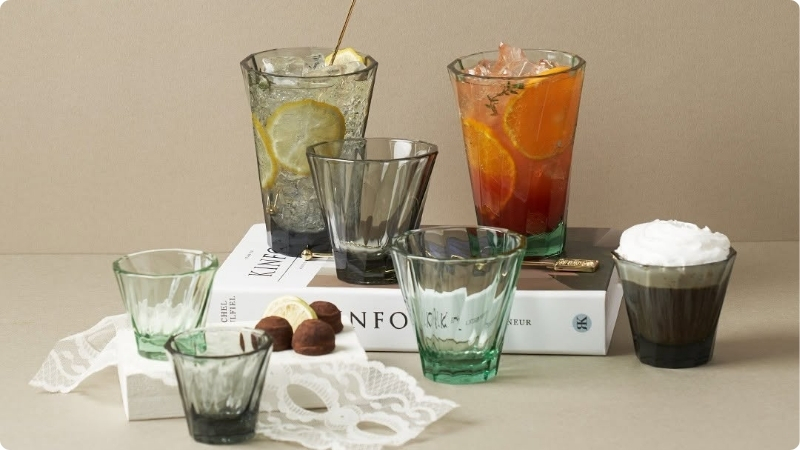 Glass cup