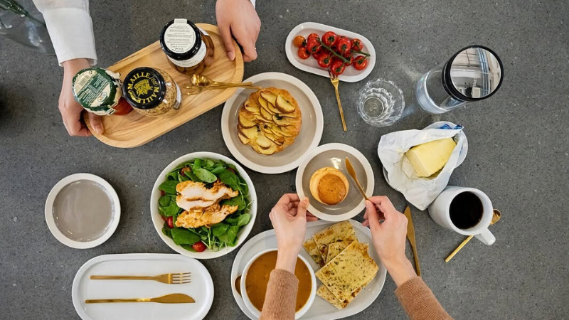dụng cụ bàn ăn cho nhà hàng khách sạn