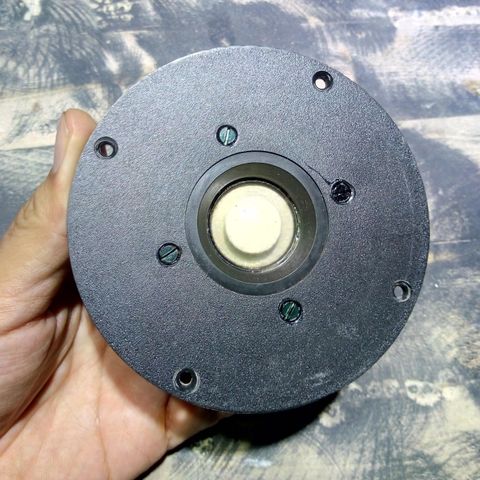 THÔNG SỐ KỸ THUẬT LOA TREBLE RFT L9801