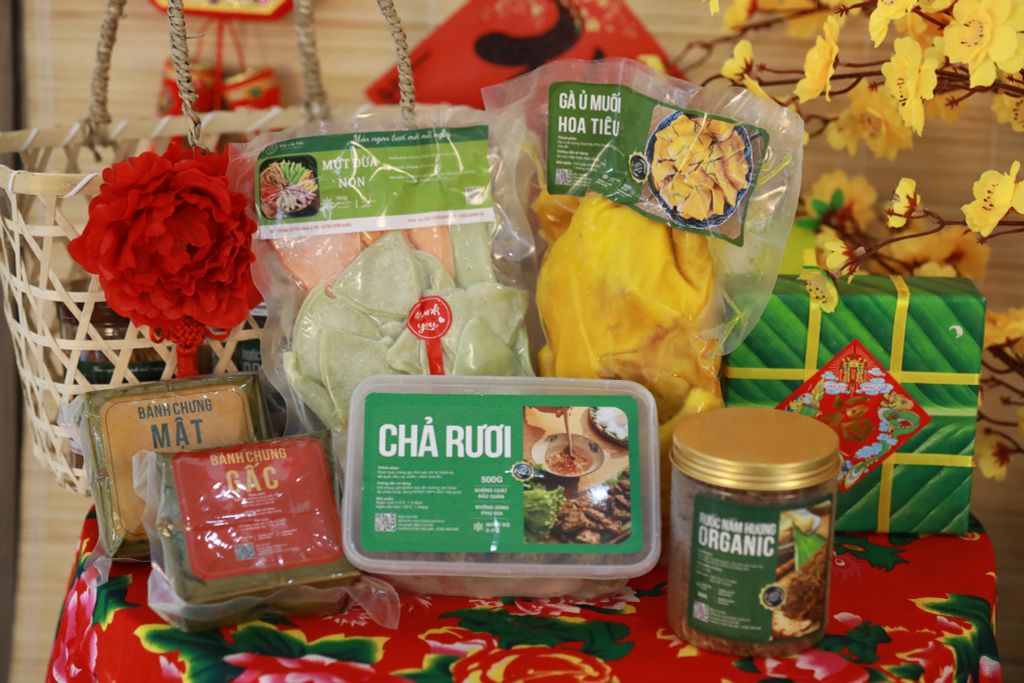 Tết Xưa Trong Bếp Của Mẹ – Lắng Đọng Hương Vị Quê Hương