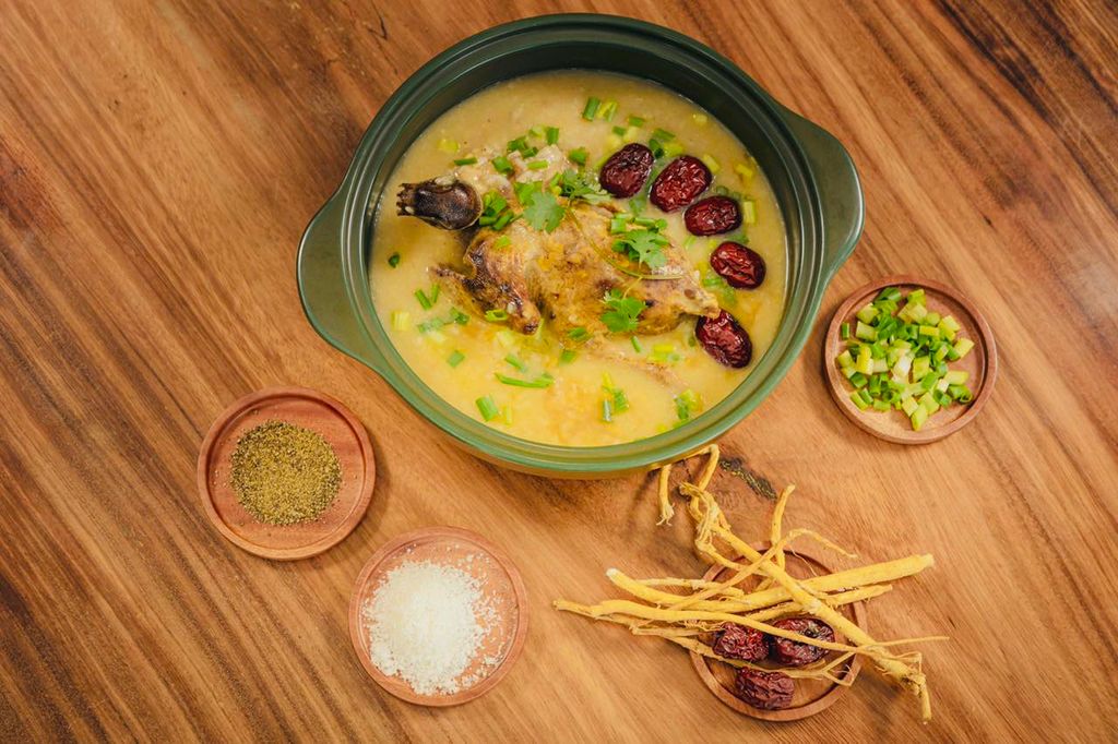 Chim Câu Hầm Sâm Táo Đỏ – Tinh Hoa Dưỡng Sinh Từ Bếp Của Mẹ