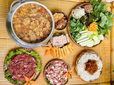 Lẩu Riêu Cua – Bản Giao Hưởng Ẩm Thực Đồng Quê