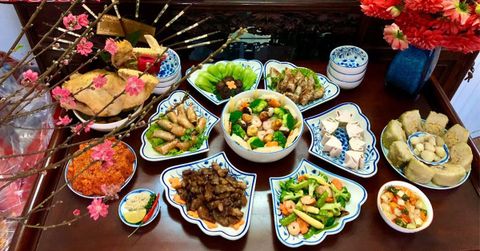Set đồ thờ cúng ngày mùng 1 của người vợ đảm đang có gì ?