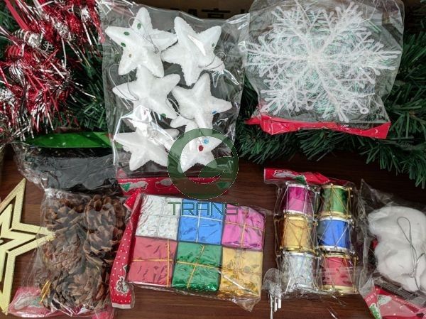 Cây thông Noel 1.5m Giá rẻ, bán cây thông noel tphcm, cây thông noel giá rẻ hà nội, bán cây thông noel tại hà nội, mua cây thông tphcm, giá cây thông noel, mua cây thông noel giá rẻ tại tphcm, cây thông noel cao 2m, cây thông noel 1.2 m,