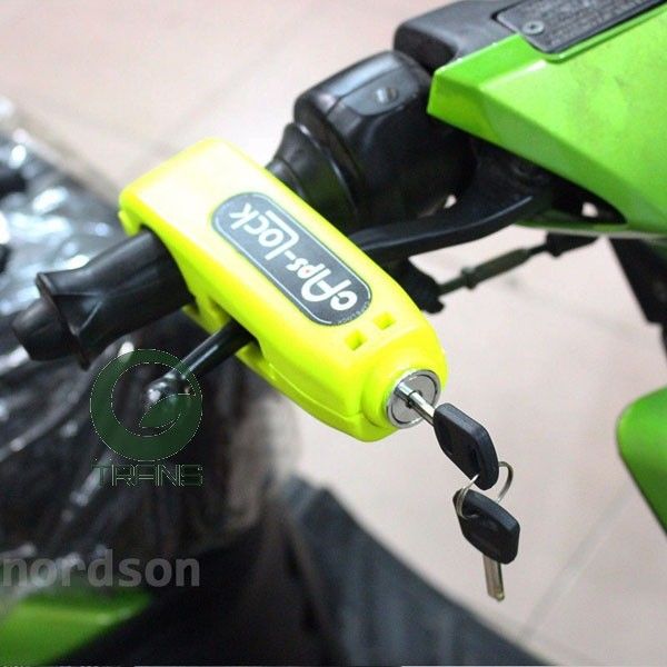 khóa tay ga xe may, khóa tay ga tay thắng caps lock, khóa tay lái xe máy, khóa tay lái caps lock, khóa tay thắng xe máy, khóa tay thắng xe máy tonyiyon, khóa grip lock, khóa thắng caps lock, khoa cang xe tay ga,