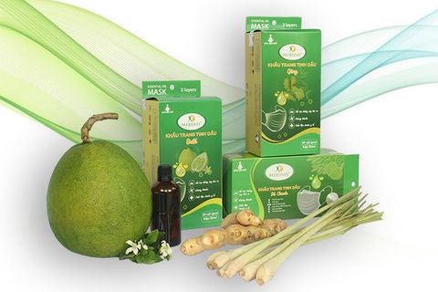 CHỐNG SAY TÀU XE BẰNG KHẨU TRANG TẨM TINH DẦU THIÊN NHIÊN