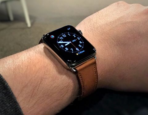 Hướng dẫn thay dây đeo cho Apple Watch