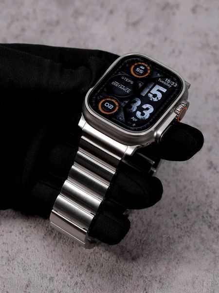 Stainless steel Apple Watch bands Saigon