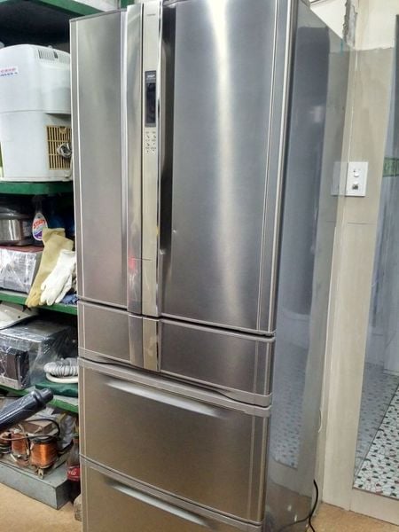 Tủ lạnh Toshiba Inverter 330 lít GR-AG39VUBZ XK1