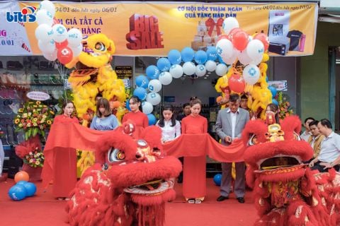 Cửa hàng thứ 2 - phát triển theo mô hình hợp tác cửa hàng chuyên doanh 100% Biti’s