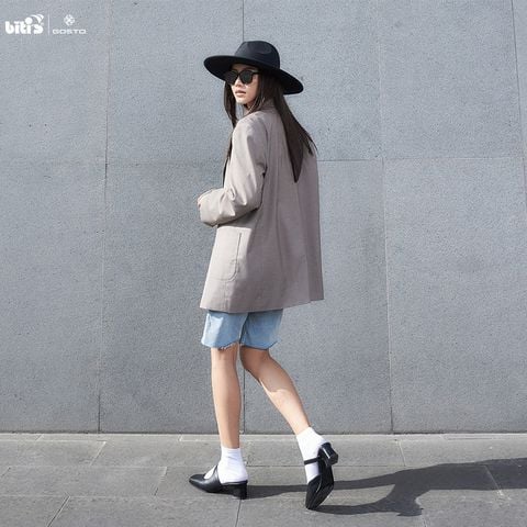 Cách đi giày cao gót tự tin không đau chân không tuột gót