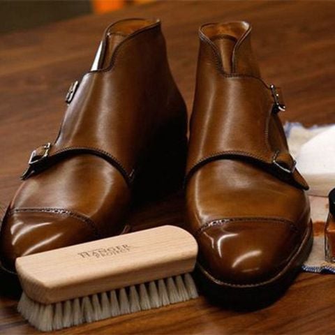 5 cách xử lý giày da bị xước hiệu quả ngay tại nhà