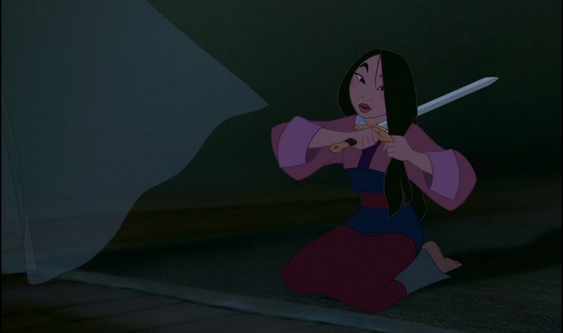 Nữ chính mà xuống tóc thì thường là có vấn đề cả. Nhìn Mulan nè