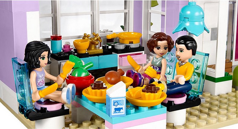 Ai cũng thích Lego, có điều họ không nói ra thôi