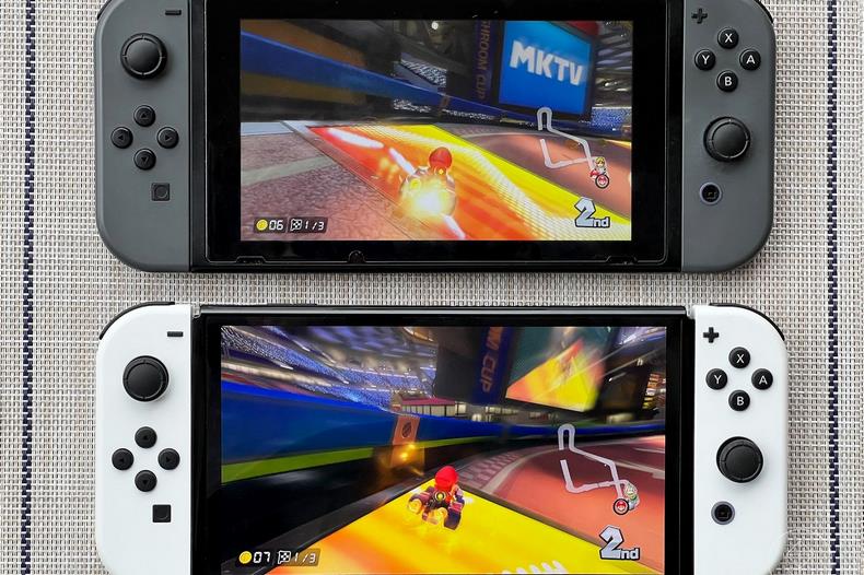 Bạn xem trọng các trò chơi mang tính gia đình, kết nối và thư giãn nhẹ nhàng  → Nên chọn Nintendo Switch OLED