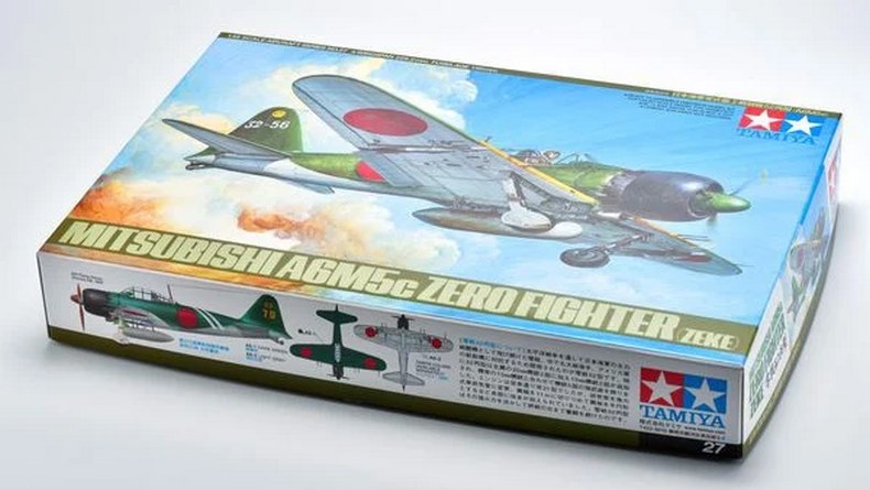 Tái hiện lại mẫu chiến đấu cơ Mitsubishi A6M5c Type 52 Zero Fighter