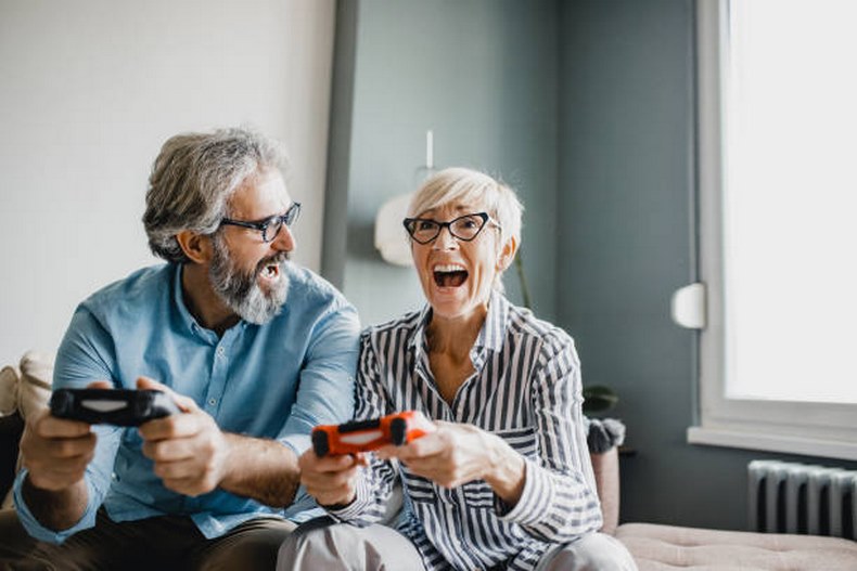 Tầm 50 - 60 tuổi, thói quen chơi game càng đặt nặng yêu cầu giải trí
