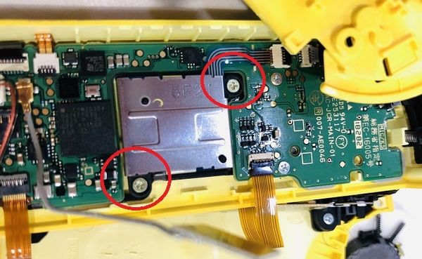 remove the old Nintendo Switch analogue and replace it