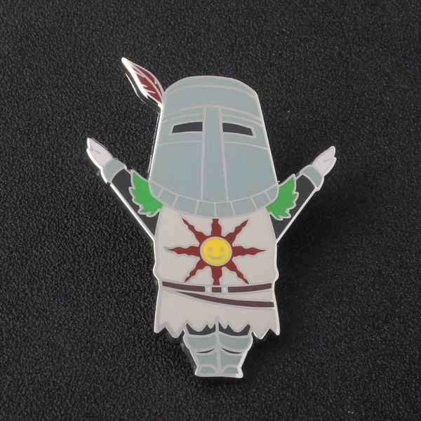 Huy hiệu kim loại Dark Souls có chi tiết điêu khắc tỉ mỉ đẹp mắt toát lên vẻ sang trọng