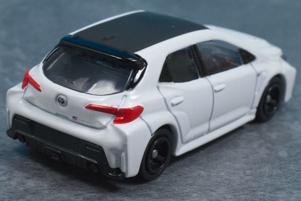 Review Tomica No. 52 Toyota GR Corolla Morizo Edition mô hình xe đồ chơi chất lượng cao dành cho bộ sưu tập của bạn