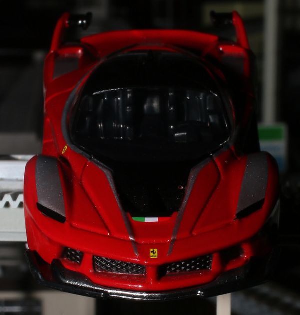 Tomica Premium No. 33 Ferrari FXX K mô hình xe mini quà tặng hoàn hảo cho tín đồ yêu xe hơi