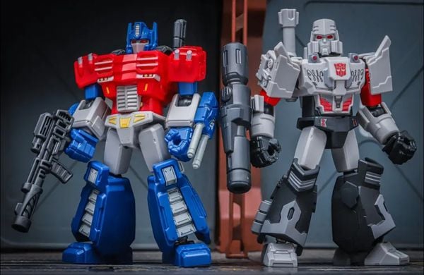 Mua blind box Blokees Figures Transformers Galaxy Version 06 chính hãng tại nShop, mô hình đẹp, chi tiết sắc nét