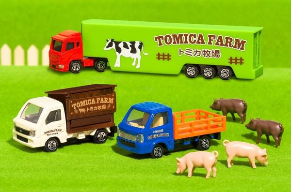 Đồ chơi mô hình xe Welcome Tomica Farm Truck Set set quà tặng nông trại gia súc đẹp mắt dễ thương chất lượng tốt giá rẻ mua trưng bày sưu tầm
