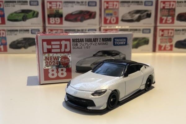 Tomica No. 88 Nissan Fairlady Z Nismo Die Cast Model Toy ship COD CPN toàn Việt Nam