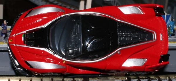 Shop bán xe đồ chơi Tomica Premium No. 33 Ferrari FXX K chính hãng chất lượng tốt có giao hàng toàn quốc