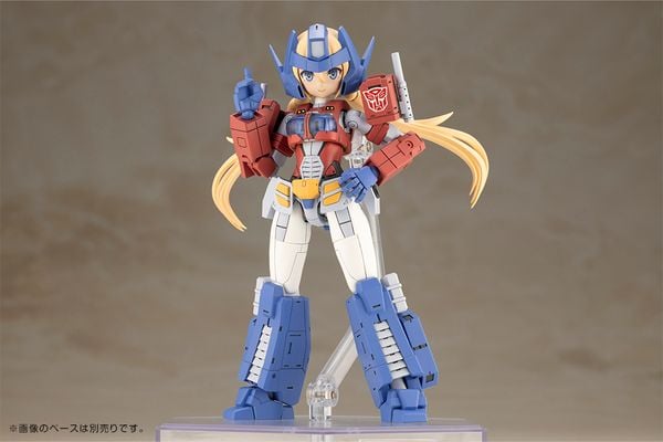 Tạo dáng cực đẹp với mô hình lắp ráp Transformers Optimus Prime Humikane Shimada Ver được ưa chuộng tại nShop