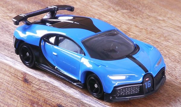 Shop bán Đồ chơi mô hình xe Tomica No. 37 Bugatti Chiron Pure Sports xe hơi thể thao màu xanh đẹp mắt chất lượng tốt chính hãng nhật bản giá rẻ có giao hàng nhiều ưu đãi