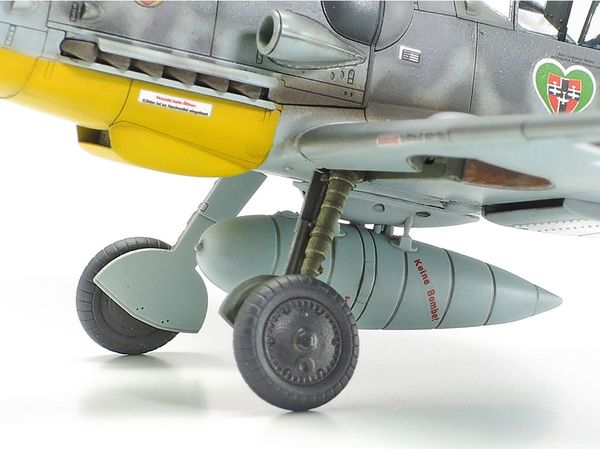 mô hình quân sự máy bay chiến đấu Messerschmitt Bf109 G-6 1 72 Tamiya 60790 chính hãng tamiya nhật bản rèn luyện tính kiên nhẫn, tỉ mỉ, cẩn thận và tự lập cho người chơi