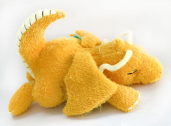 Đồ chơi gấu bông cho bé Thú bông Pokemon Dragonite Sleeping Big Plush - Đồ chơi Pokemon chính hãng