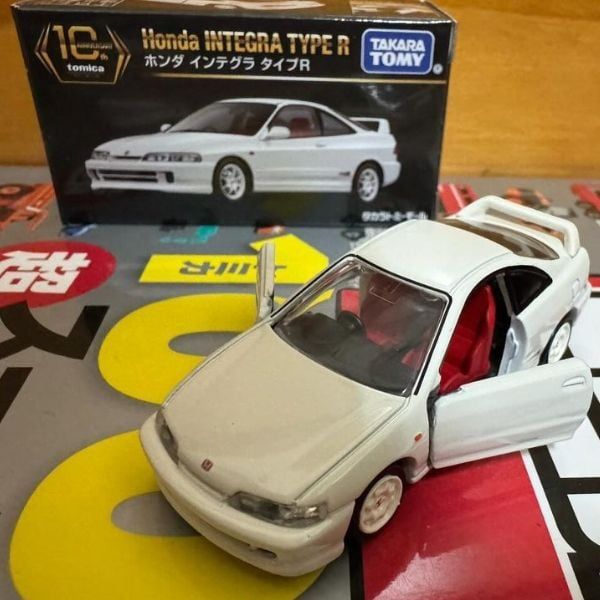 Đồ chơi Tomica Premium 10th Anniversary Honda Integra Type R review