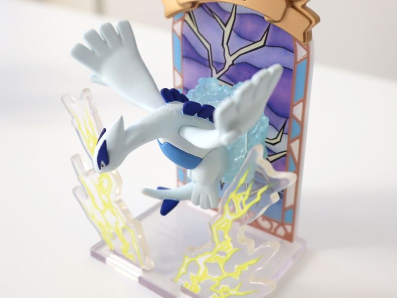 cận cảnh Pokemon Stained Glass Collection lugia