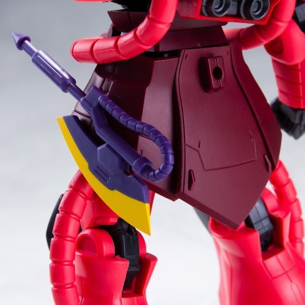 chi tiết MS-06S Chars Zaku II Gundam Universe