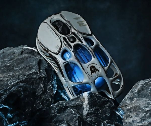 Chuột không dây Gaming GravaStar Mercury M1 Pro Battle Worn Edition Silver Mist chính hãng chơi game thoải mái công nghệ tiên tiến mang lại trải nghiệm tuyệt vời