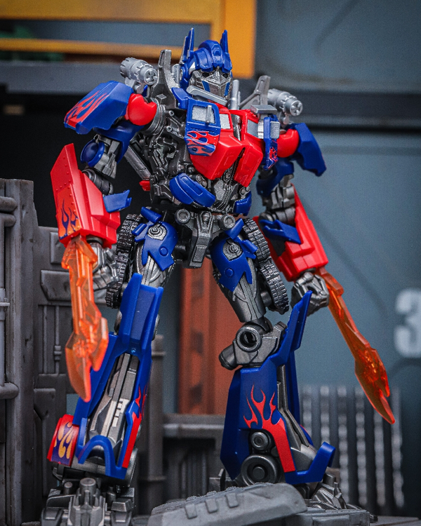 Đập hộp mô hình lắp ráp Transformers Classic Class 09 Movie 1 Optimus Prime Model Kit Blokees 71157 cực đẹp