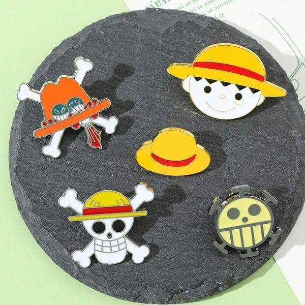 Cửa hàng bán phụ kiện trang trí One Piece